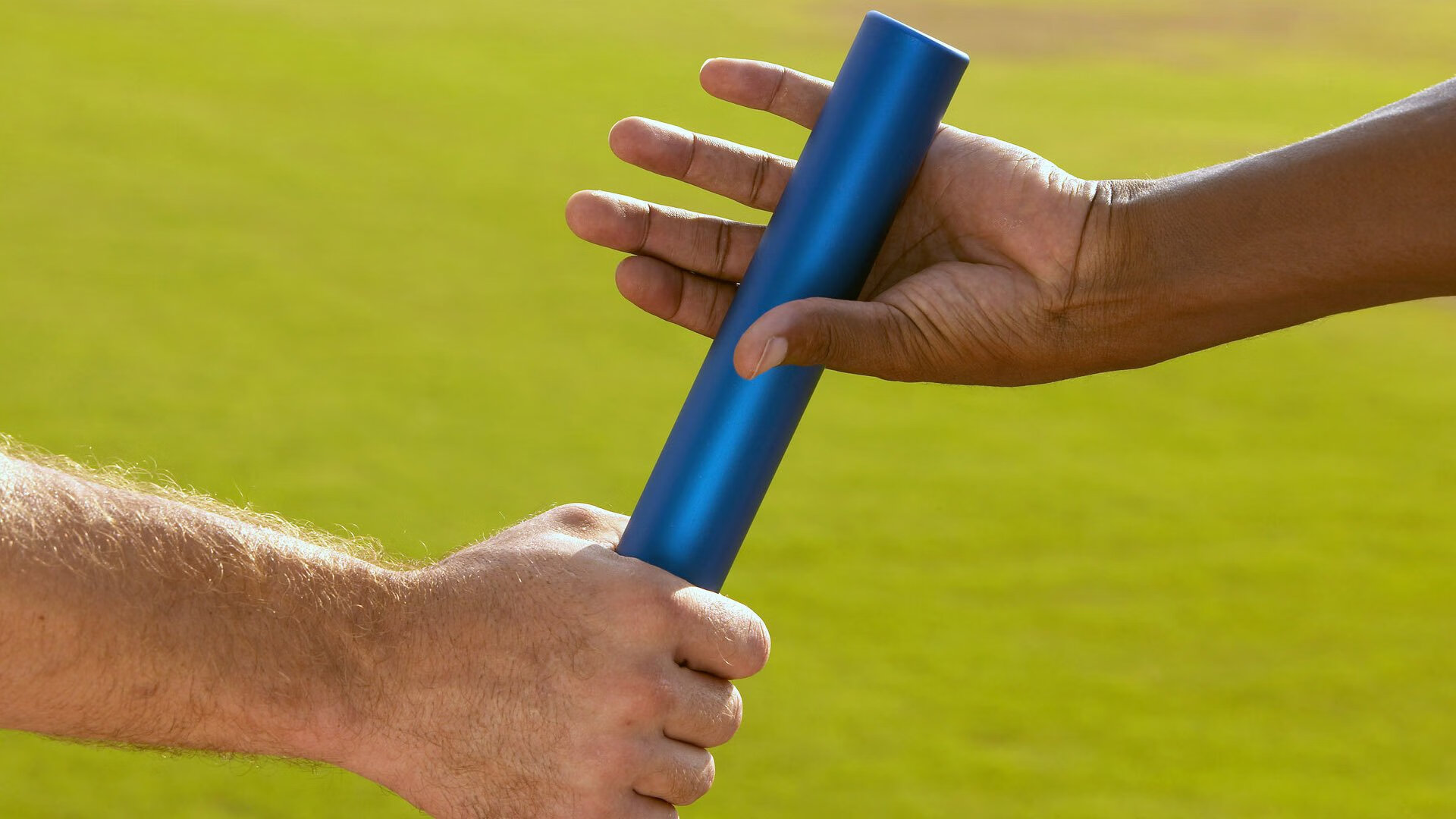 JIUYOU GAMING-直击泳池：温斯坦拼搏瞬间定格经典，斯坦温蒂